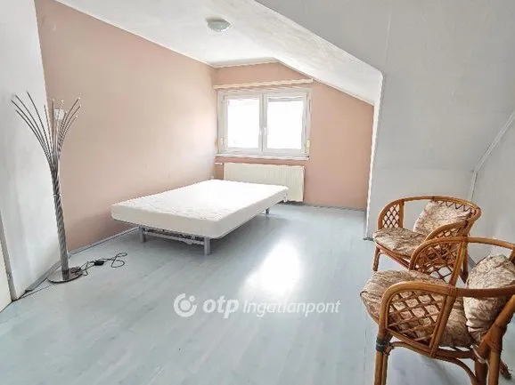 Eladó ház Budapest III. kerület, Békásmegyer 160 nm