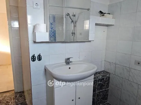 Eladó ház Budapest III. kerület, Békásmegyer 160 nm