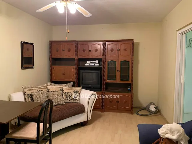 Eladó lakás Budapest III. kerület, Békásmegyer 50 nm