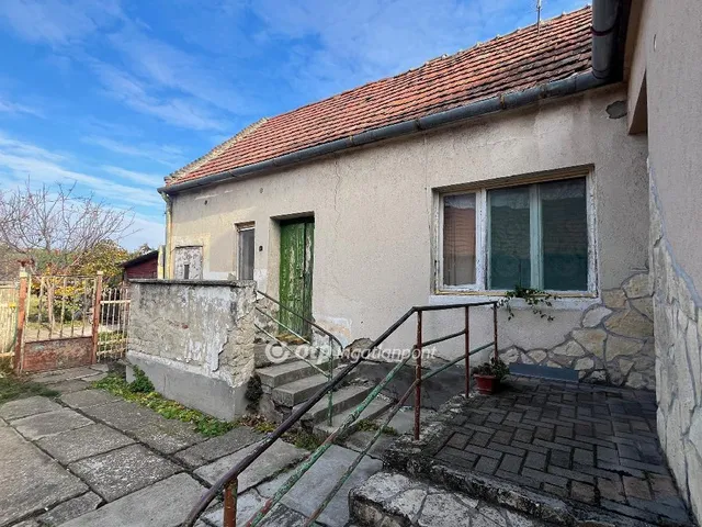 Eladó ház Székesfehérvár, Maroshegy 107 nm