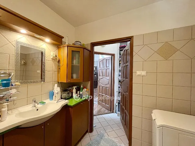 Eladó ház Budapest XV. kerület, Rákospalota 180 nm
