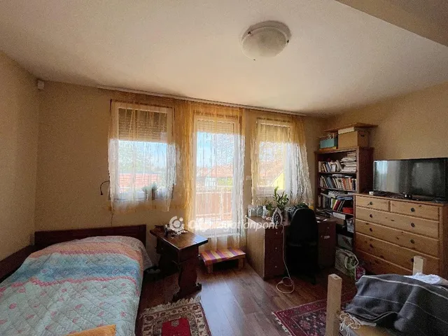 Eladó ház Budapest XV. kerület, Rákospalota 180 nm