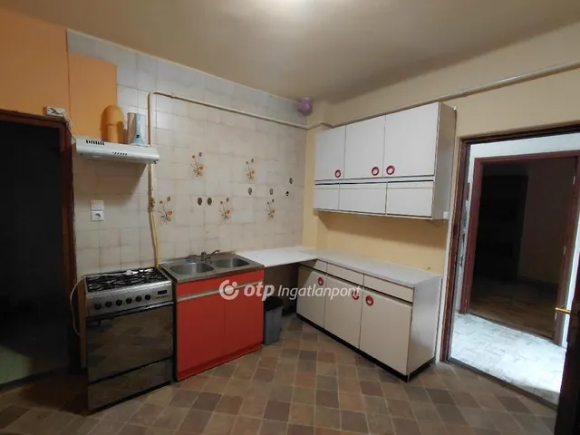 Eladó ház Hatvan 187 nm
