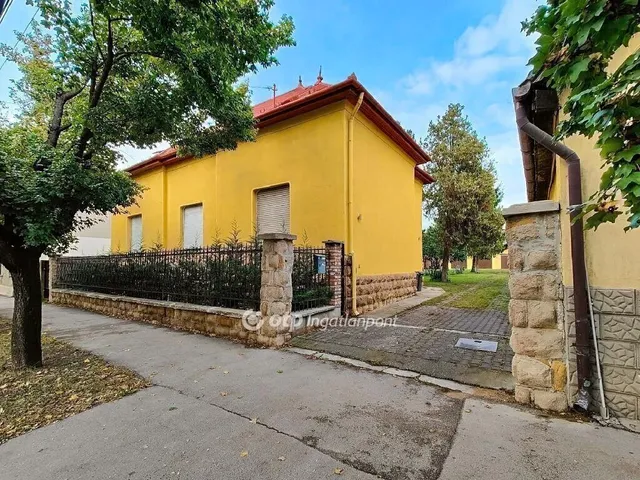 Eladó ház Dunakeszi 120 nm