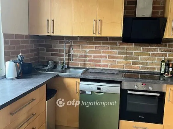 Eladó ház Budapest XV. kerület, Pestújhely 105 nm