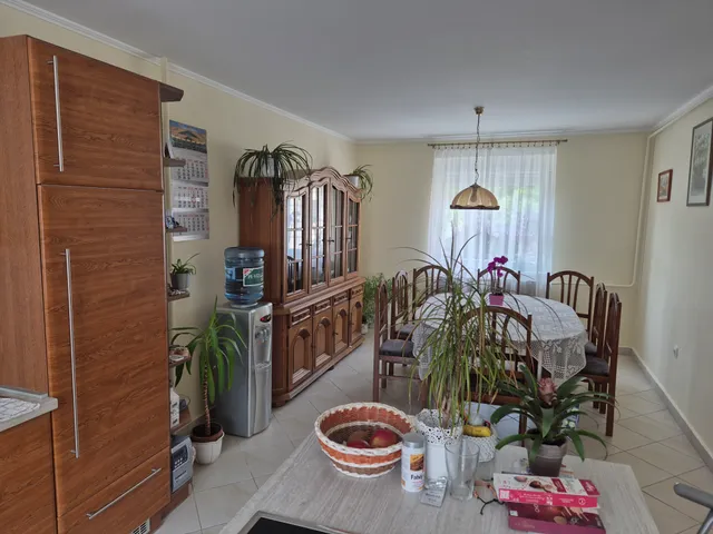 Eladó ház Keszthely 250 nm