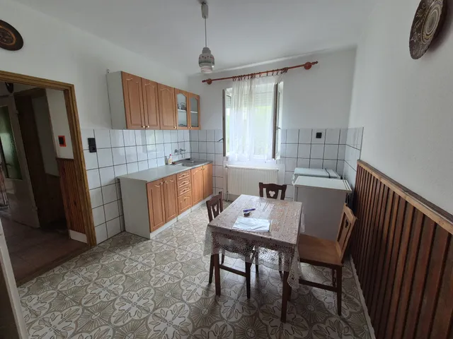 Eladó ház Karmacs 258 nm