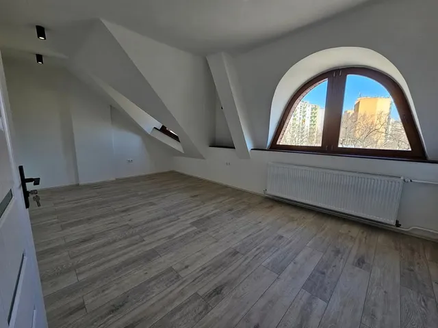 Eladó lakás Debrecen, Belváros 79 nm