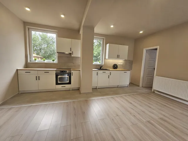 Eladó ház Debrecen, Gerébytelep 208 nm