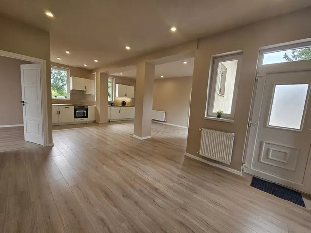 Eladó ház Debrecen, Csapókert 208 nm