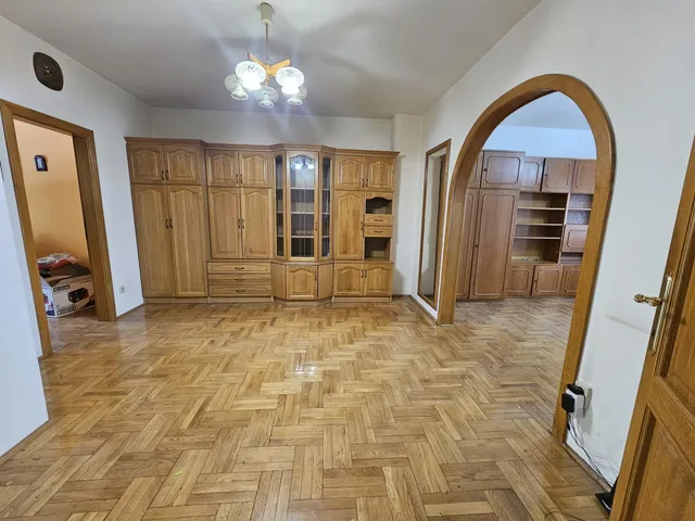 Eladó lakás Debrecen, Vargakert 74 nm