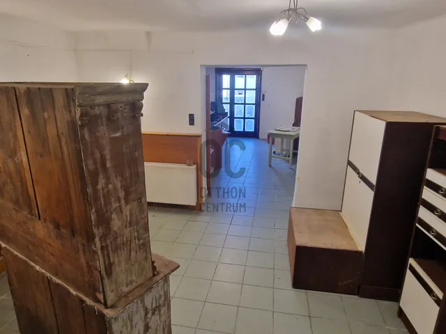 Eladó ház Dunabogdány 220 nm