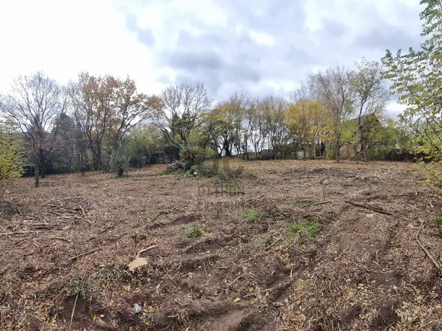 Eladó telek Esztergom, Búbánatvölgy 1640 nm