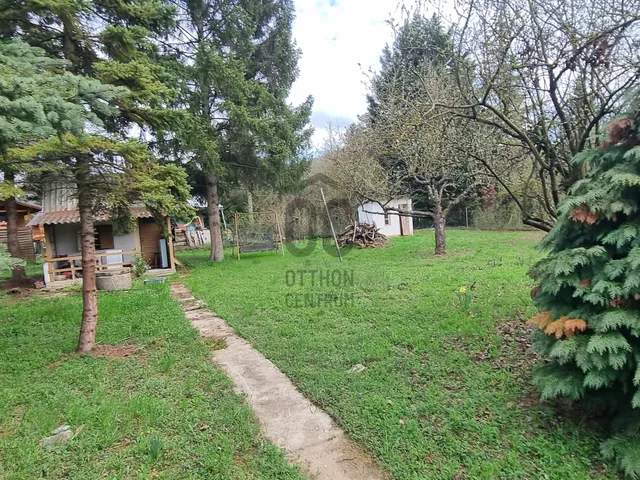 Eladó telek Esztergom, Búbánatvölgy 740 nm