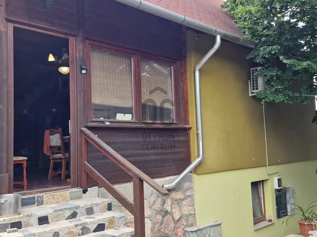 Eladó ház Esztergom, Búbánatvölgy 150 nm