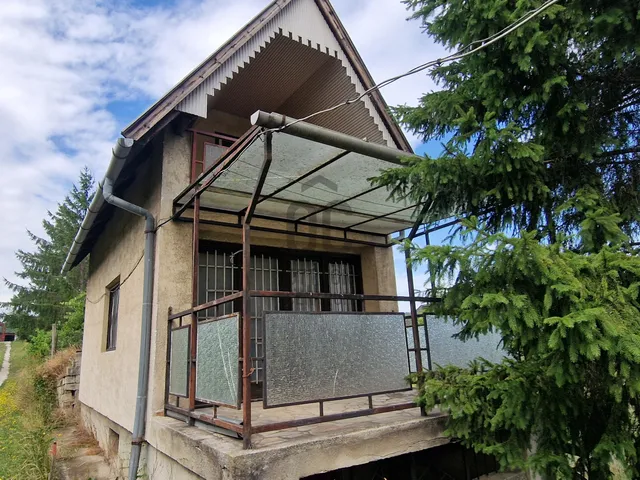 Eladó mezőgazdasági ingatlan Dorog 36 nm