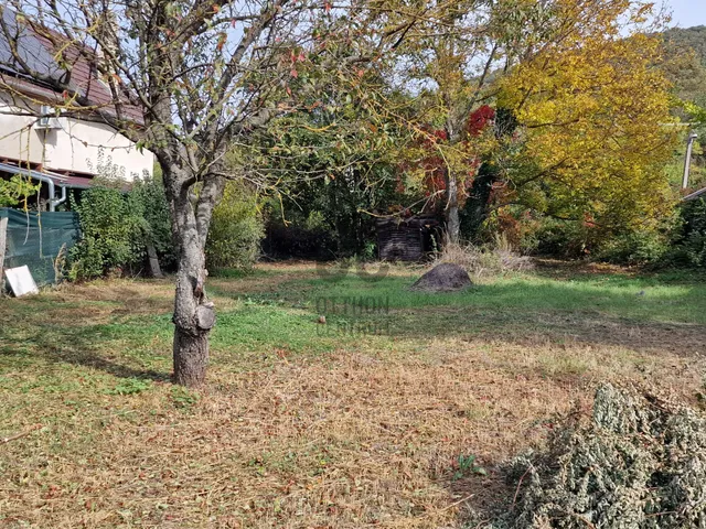 Eladó telek Esztergom 763 nm