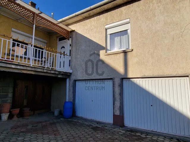 Eladó ház Nyergesújfalu 175 nm