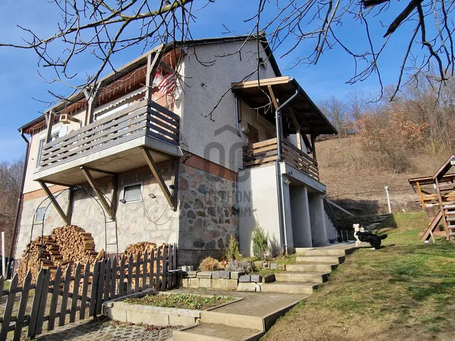 Eladó ház Esztergom 144 nm