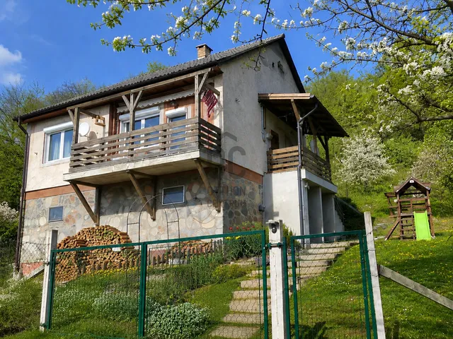 Eladó ház Esztergom 144 nm