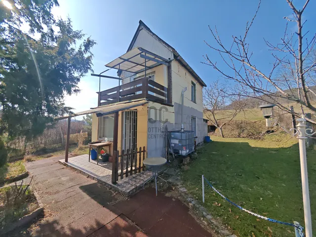 Eladó üdülő és hétvégi ház Esztergom 35 nm