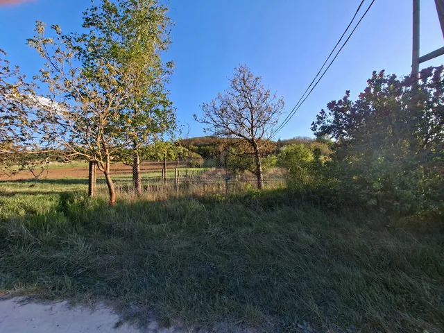 Eladó telek Esztergom 1438 nm