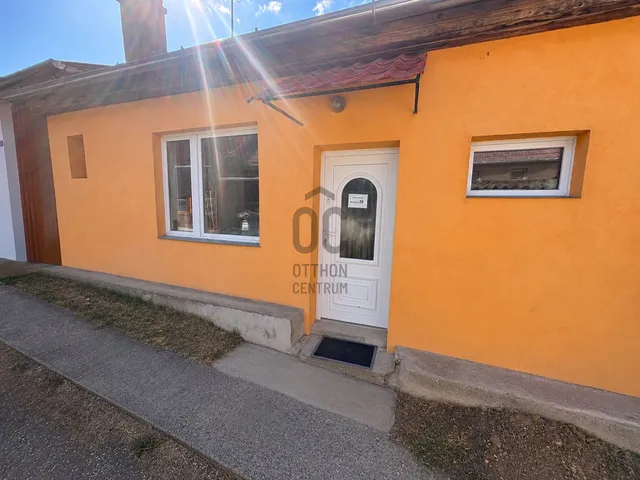 Eladó ház Dömös 44 nm