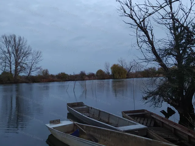 Eladó mezőgazdasági ingatlan Öcsöd 800 nm