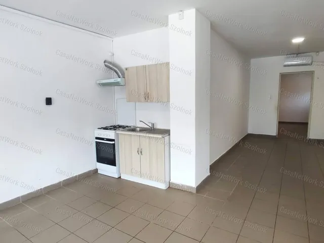 Eladó ház Újszilvás 54 nm