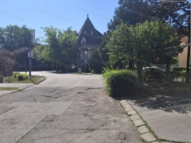 Eladó ház Szolnok 57 nm