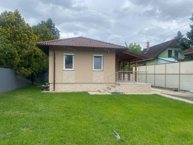 Eladó ház Szolnok 94 nm