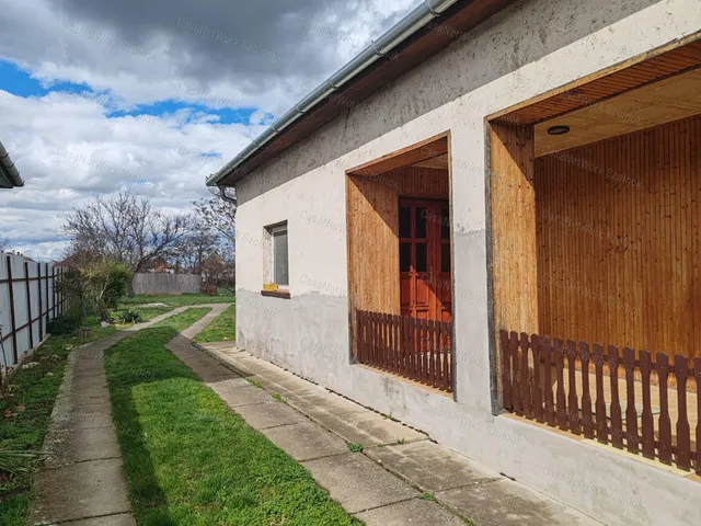 Eladó ház Kengyel 103 nm