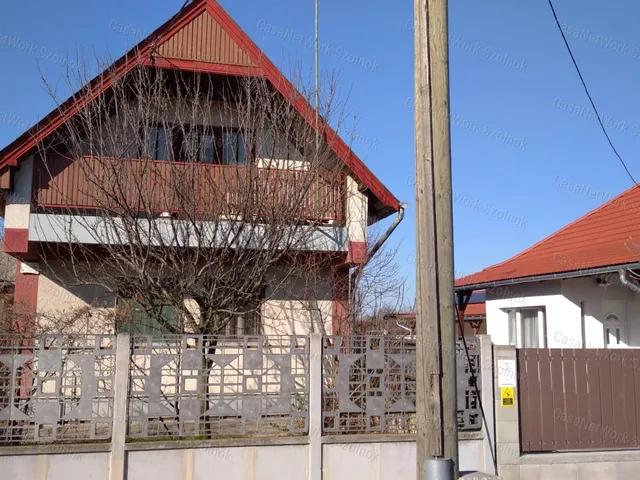 Eladó ház Törökszentmiklós 94 nm