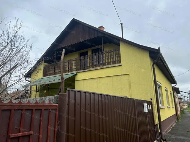 Eladó ház Kunszentmárton 203 nm