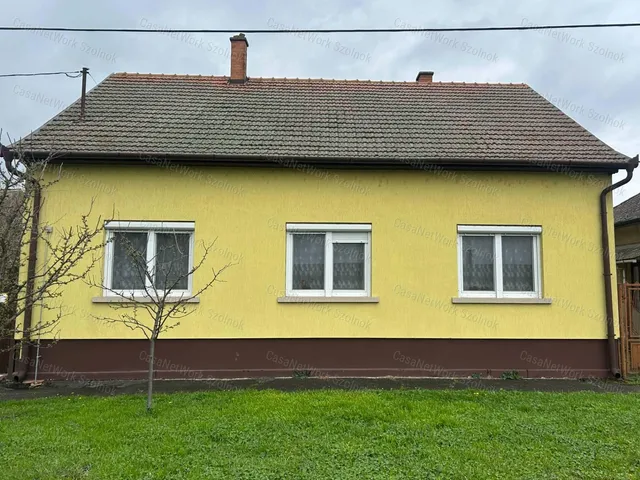 Eladó ház Kunszentmárton 203 nm