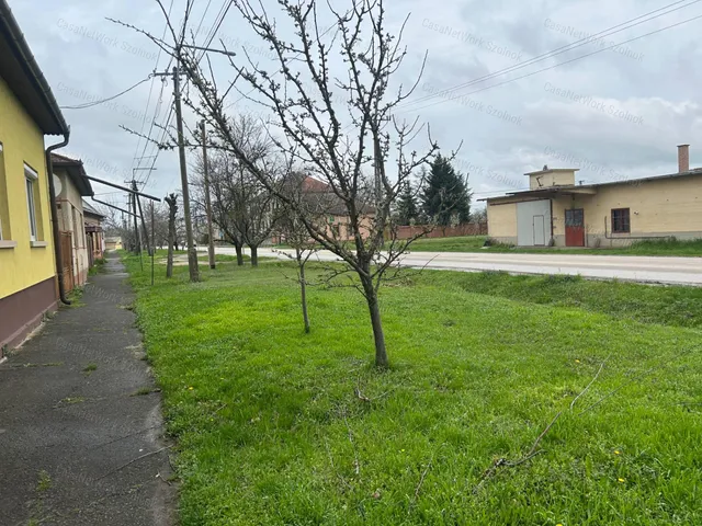 Eladó ház Kunszentmárton 203 nm