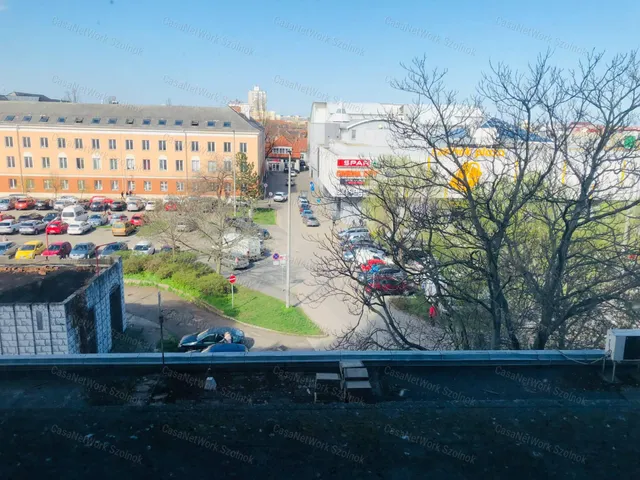 Kiadó kereskedelmi és ipari ingatlan Szolnok 14 nm