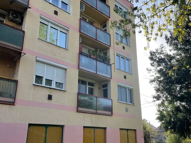Eladó lakás Szolnok 65 nm