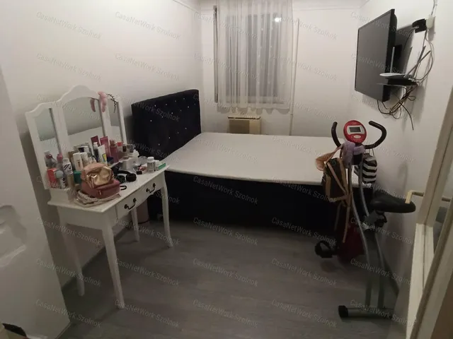 Eladó ház Újszász 91 nm