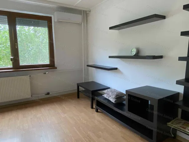 Kiadó lakás Szolnok 36 nm