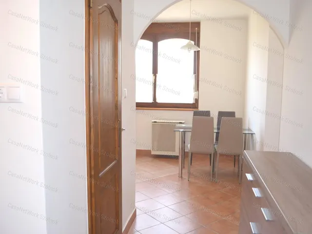 Kiadó lakás Szolnok 41 nm
