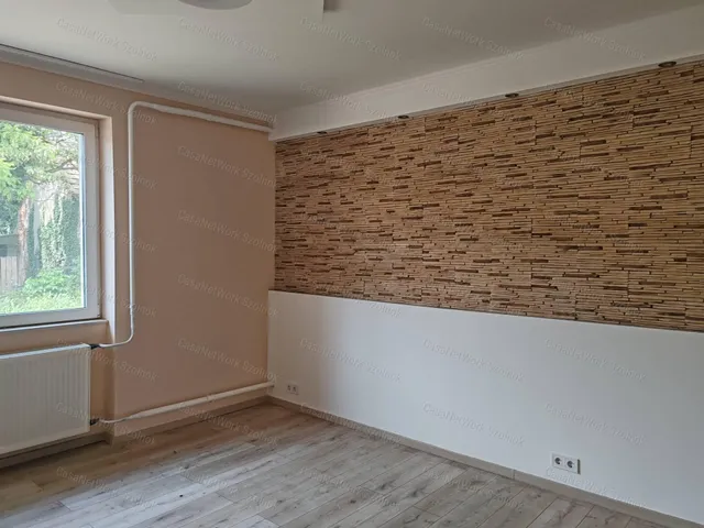 Eladó ház Kengyel 80 nm