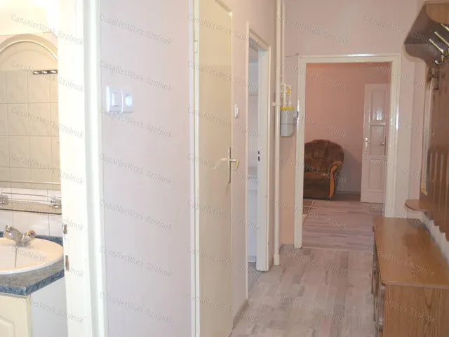 Kiadó lakás Szolnok 53 nm