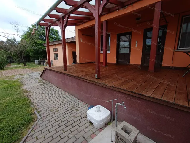Eladó ház Zagyvarékas 154 nm