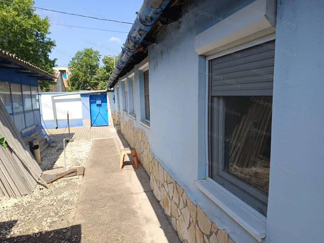 Eladó ház Szolnok 100 nm