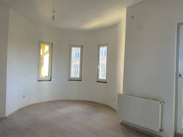Eladó lakás Szolnok 74 nm