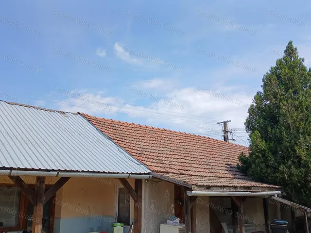 Eladó ház Tiszaföldvár 110 nm