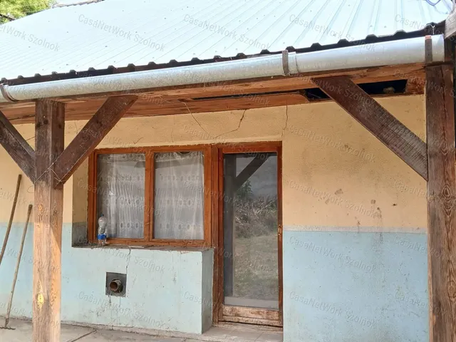 Eladó ház Tiszaföldvár 110 nm