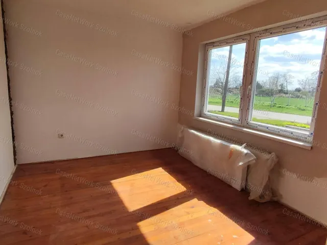 Eladó ház Tiszavárkony 150 nm