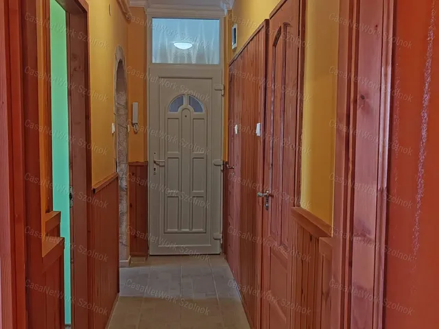 Eladó lakás Szolnok 42 nm